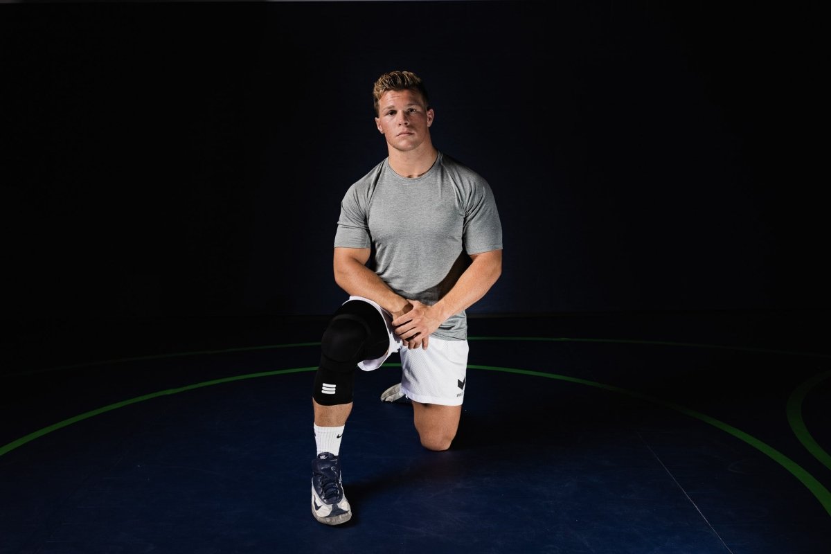 Padded Knee Sleeve - Black
