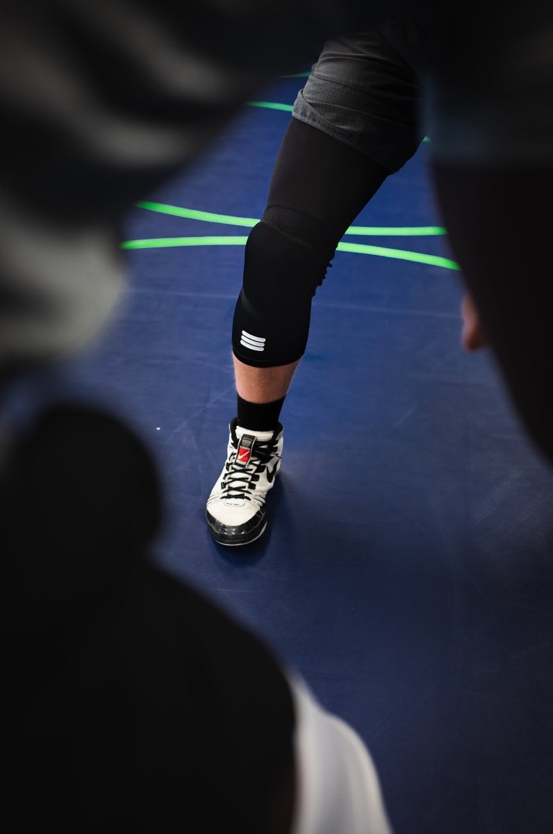 Padded Knee Sleeve - Black
